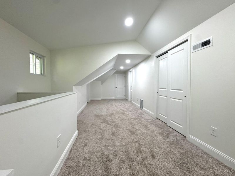 2728 Silverleaf Avenue, Cincinnati, OH 45212 Photo 17