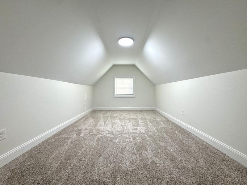 2728 Silverleaf Avenue, Cincinnati, OH 45212 Photo 22