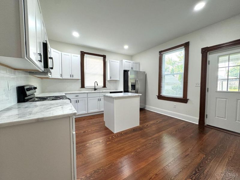 2728 Silverleaf Avenue, Cincinnati, OH 45212 Photo 7