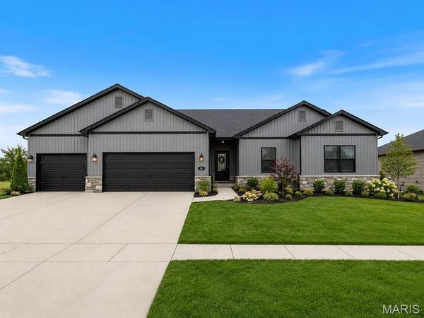 213 Ashurst Lane, O'Fallon, IL 62269