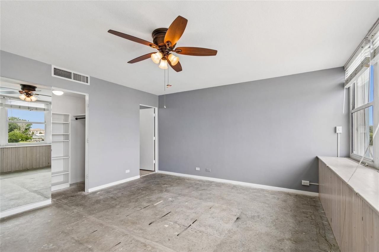 1365 N Snell Isle Boulevard Ne, Unit 2E, Saint Petersburg, FL 33704 Photo