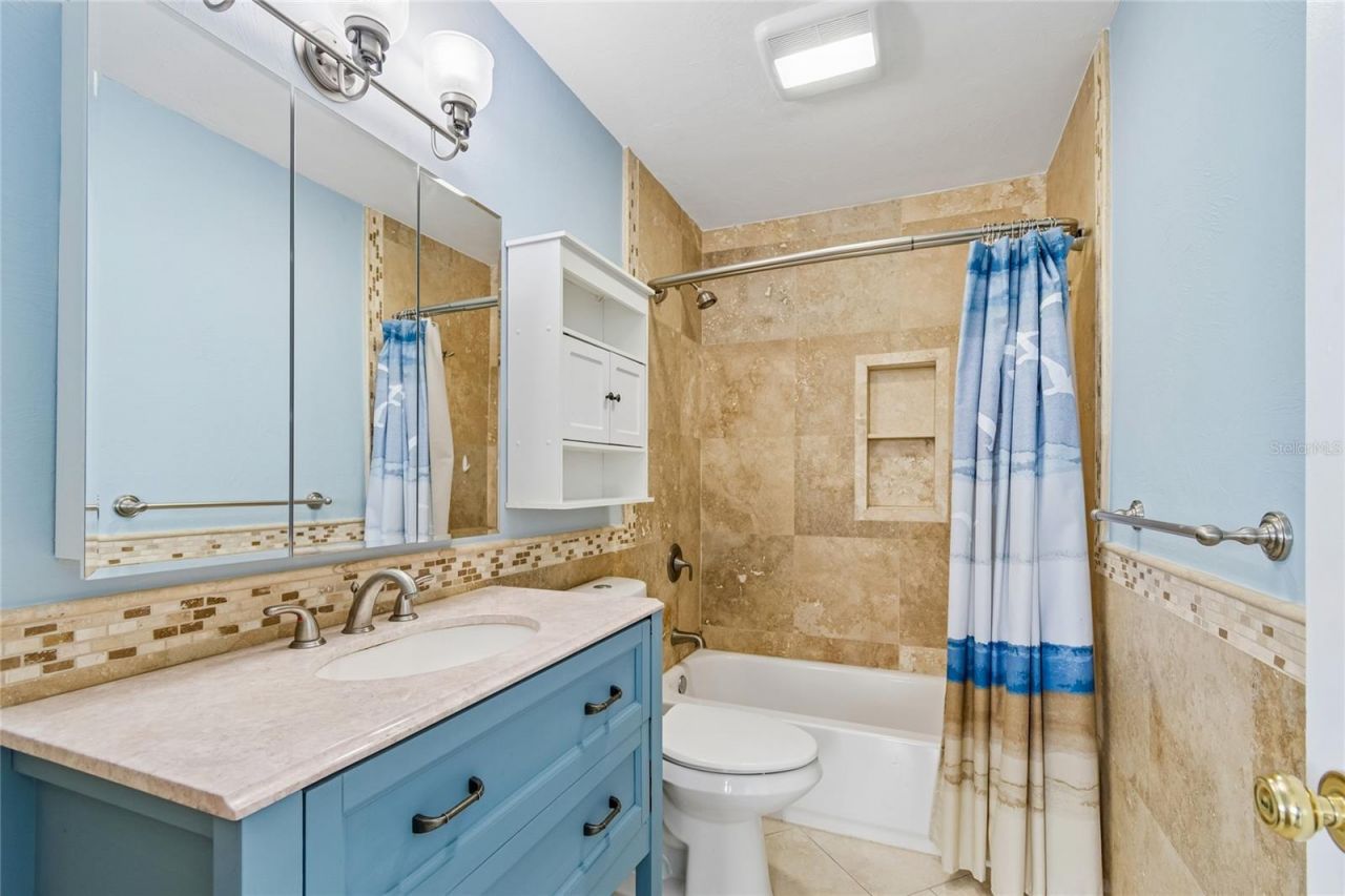 1365 N Snell Isle Boulevard Ne, Unit 2E, Saint Petersburg, FL 33704 Photo