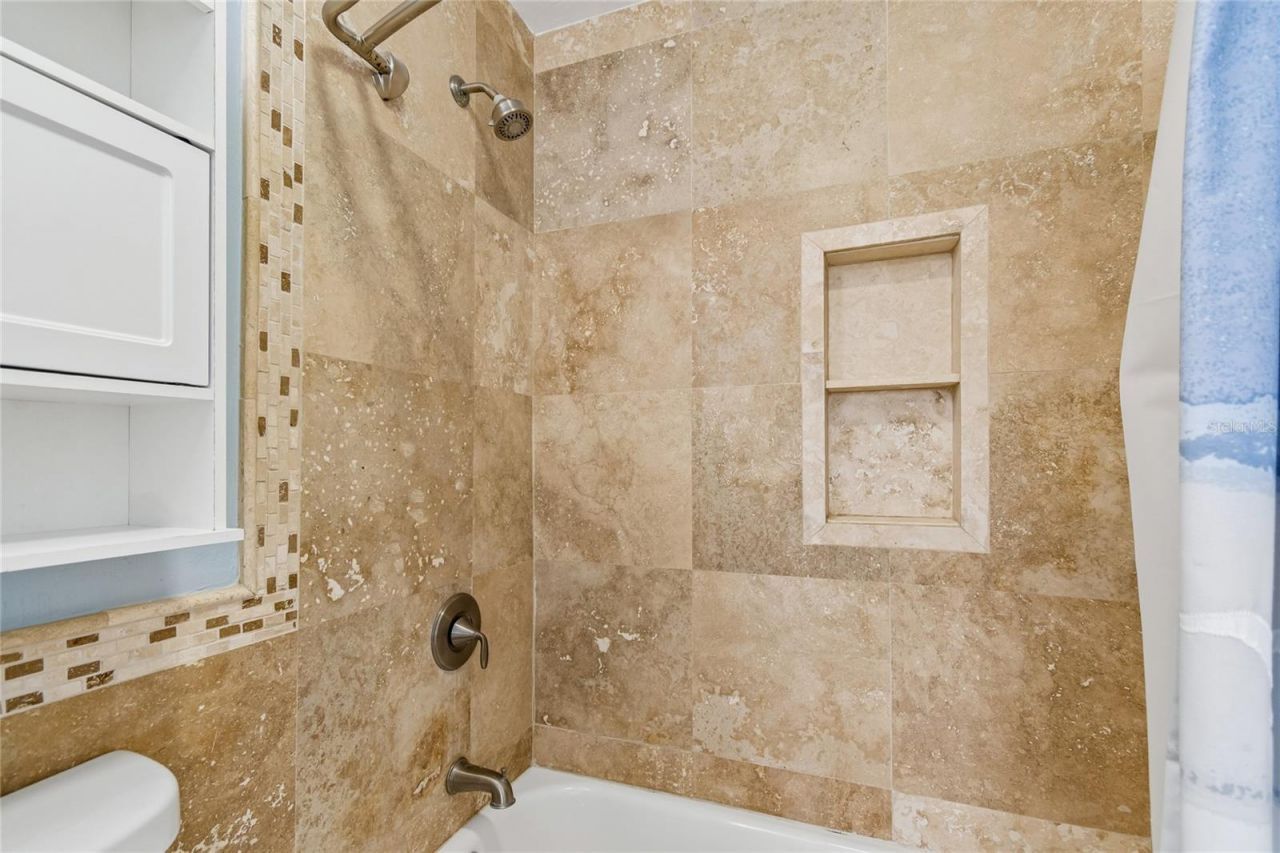 1365 N Snell Isle Boulevard Ne, Unit 2E, Saint Petersburg, FL 33704 Photo