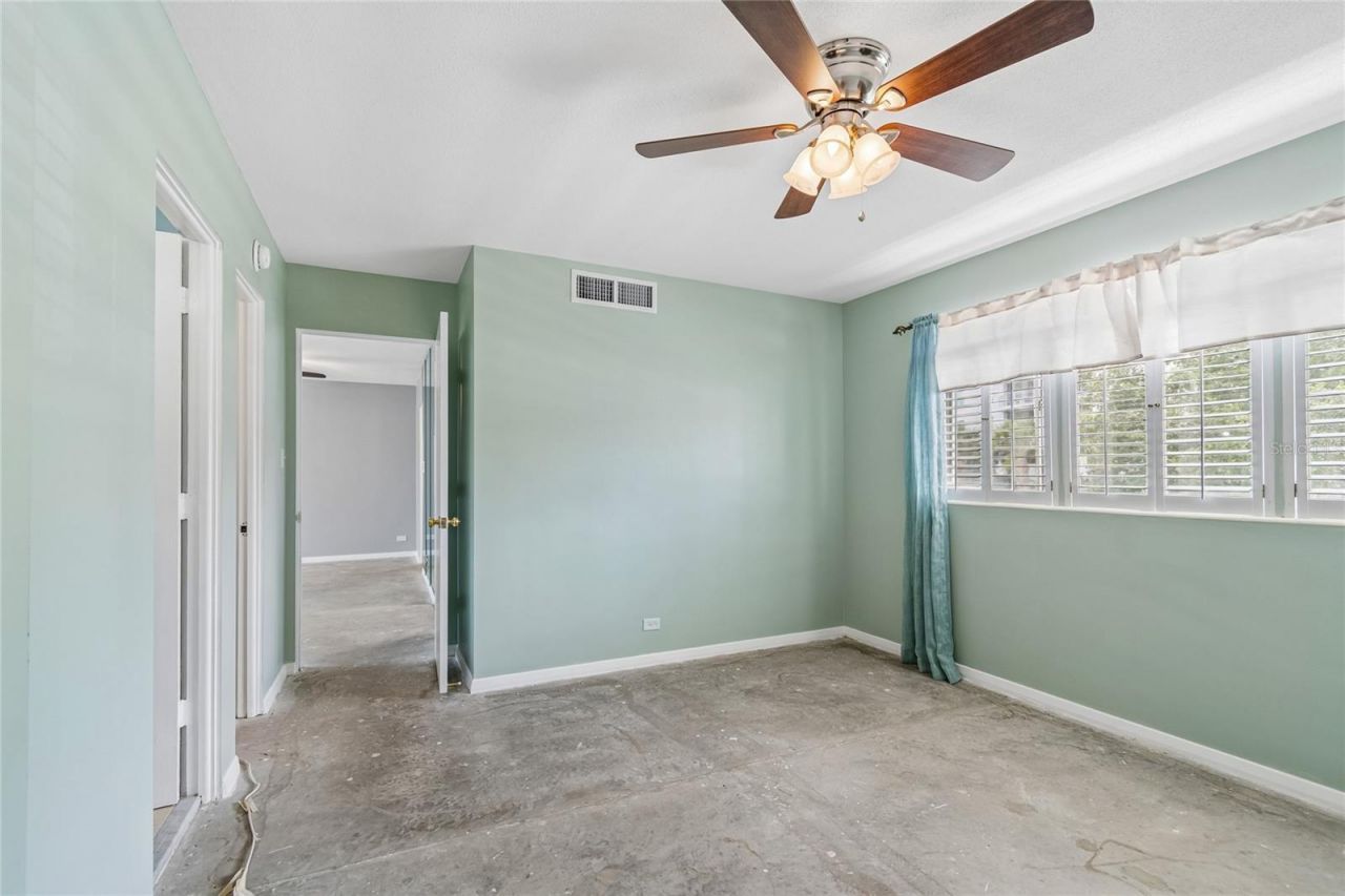 1365 N Snell Isle Boulevard Ne, Unit 2E, Saint Petersburg, FL 33704 Photo