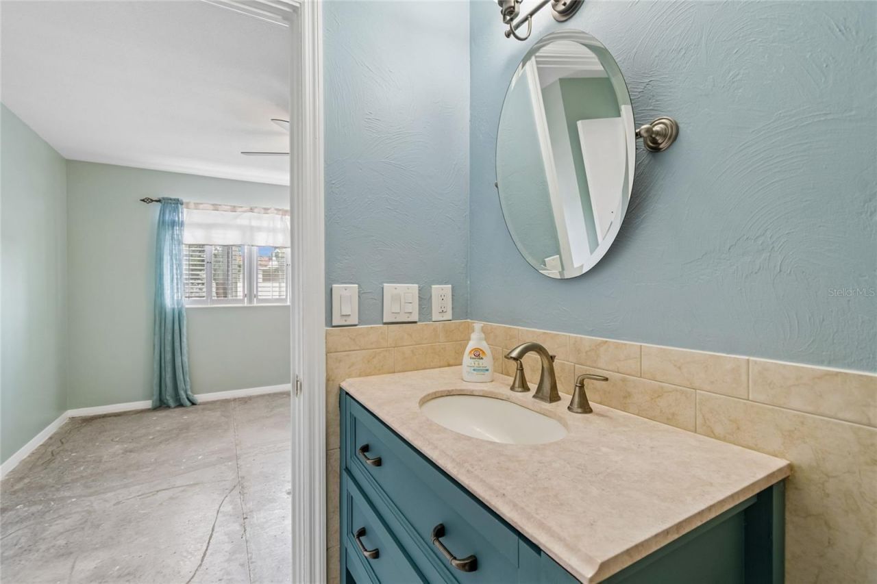 1365 N Snell Isle Boulevard Ne, Unit 2E, Saint Petersburg, FL 33704 Photo