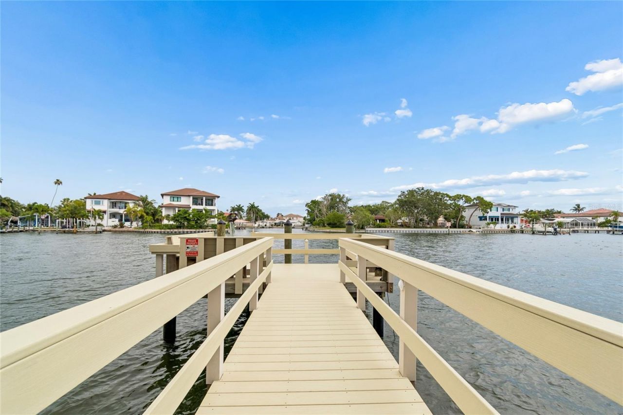 1365 N Snell Isle Boulevard Ne, Unit 2E, Saint Petersburg, FL 33704 Photo