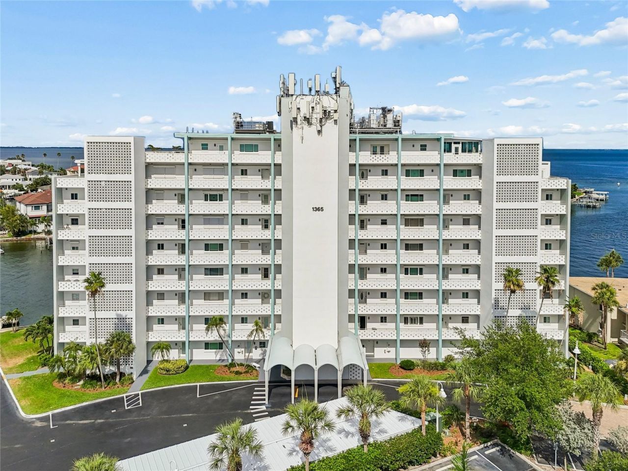 1365 N Snell Isle Boulevard Ne, Unit 2E, Saint Petersburg, FL 33704 Photo