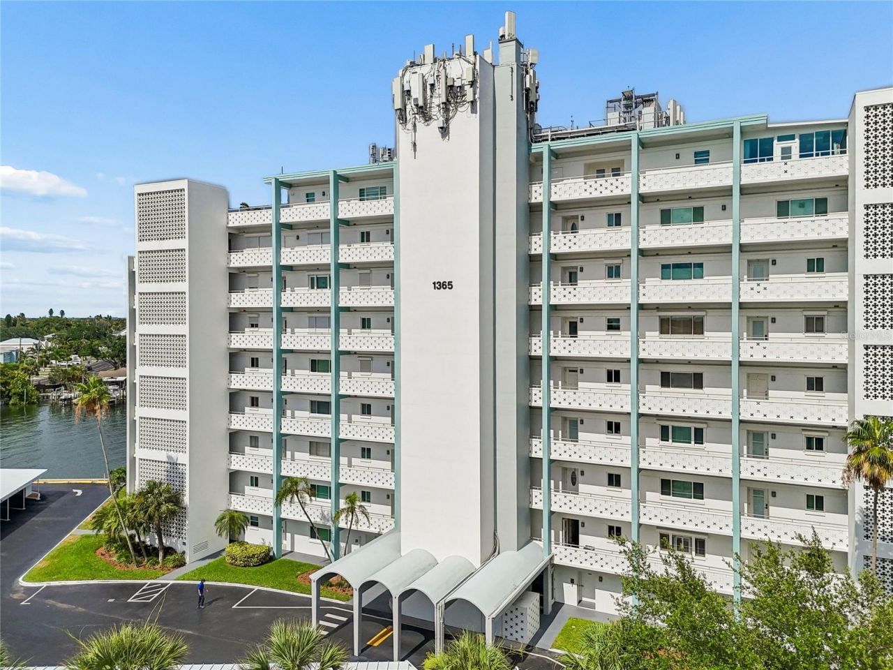 1365 N Snell Isle Boulevard Ne, Unit 2E, Saint Petersburg, FL 33704 Photo