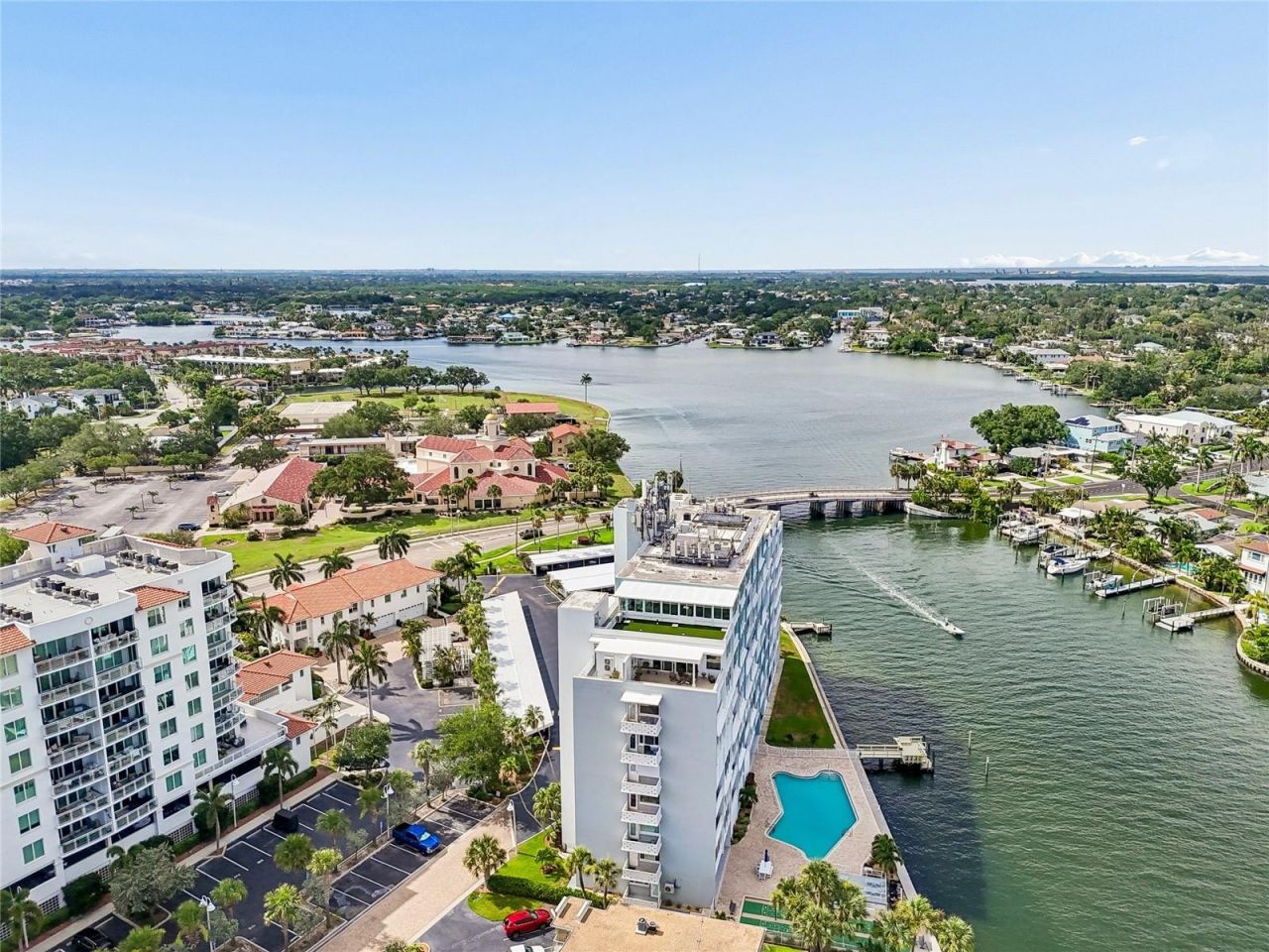 1365 N Snell Isle Boulevard Ne, Unit 2E, Saint Petersburg, FL 33704 Photo
