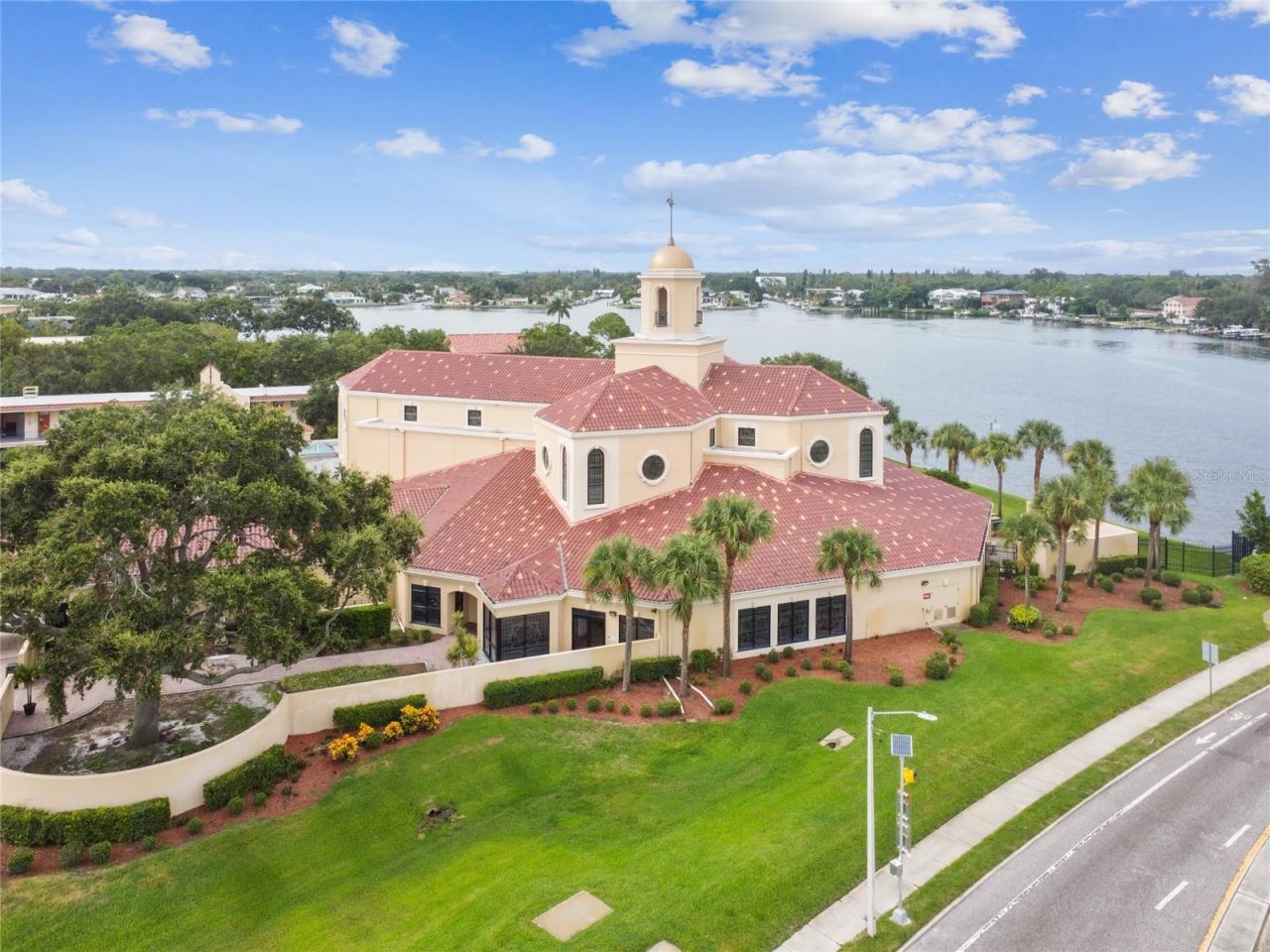 1365 N Snell Isle Boulevard Ne, Unit 2E, Saint Petersburg, FL 33704 Photo