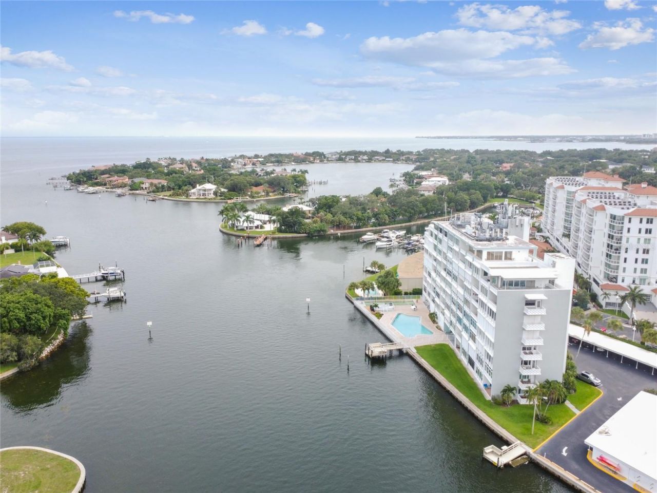 1365 N Snell Isle Boulevard Ne, Unit 2E, Saint Petersburg, FL 33704 Photo