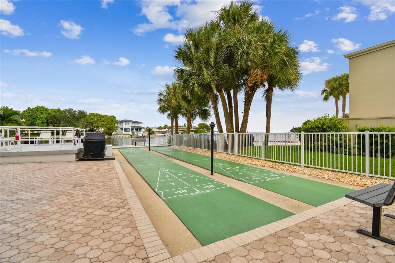 1365 N Snell Isle Boulevard Ne, Unit 2E, Saint Petersburg, FL 33704 Photo