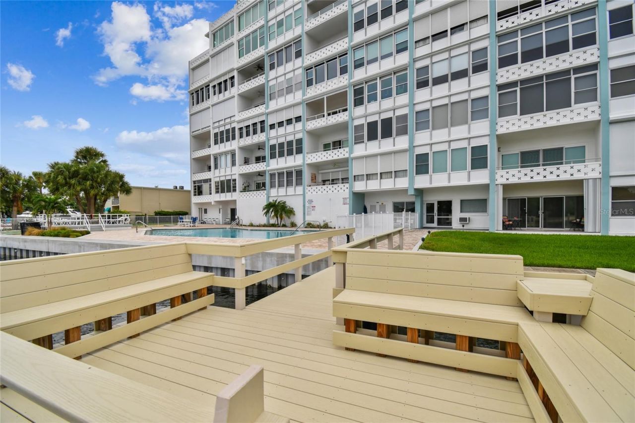 1365 N Snell Isle Boulevard Ne, Unit 2E, Saint Petersburg, FL 33704 Photo