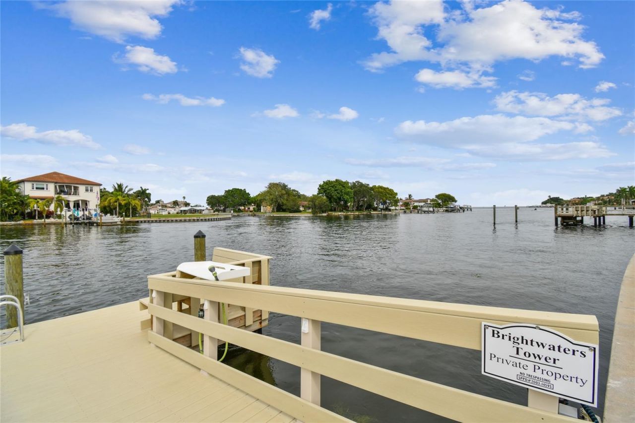 1365 N Snell Isle Boulevard Ne, Unit 2E, Saint Petersburg, FL 33704 Photo