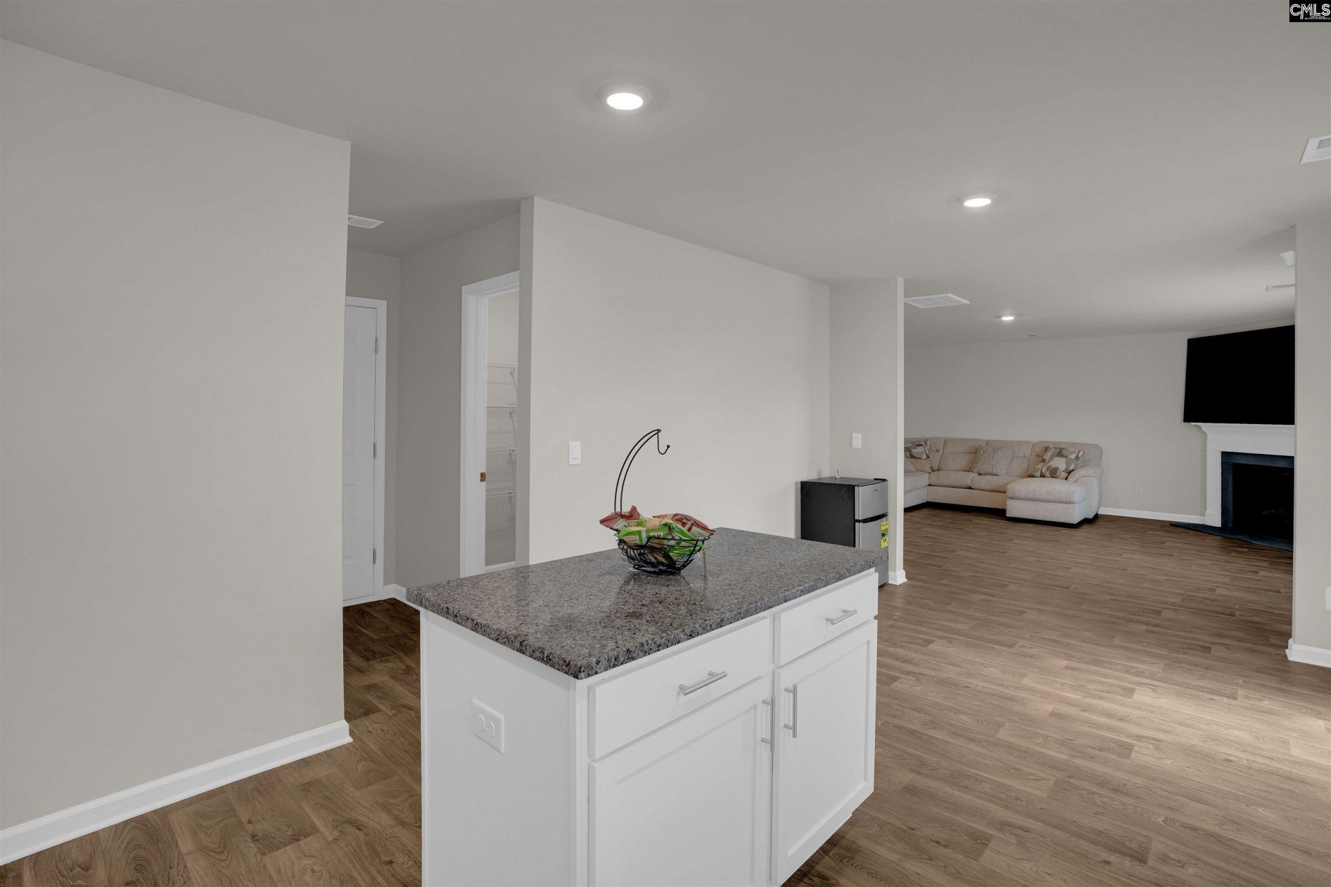 2416 Newberry Landing Circle Photo 17