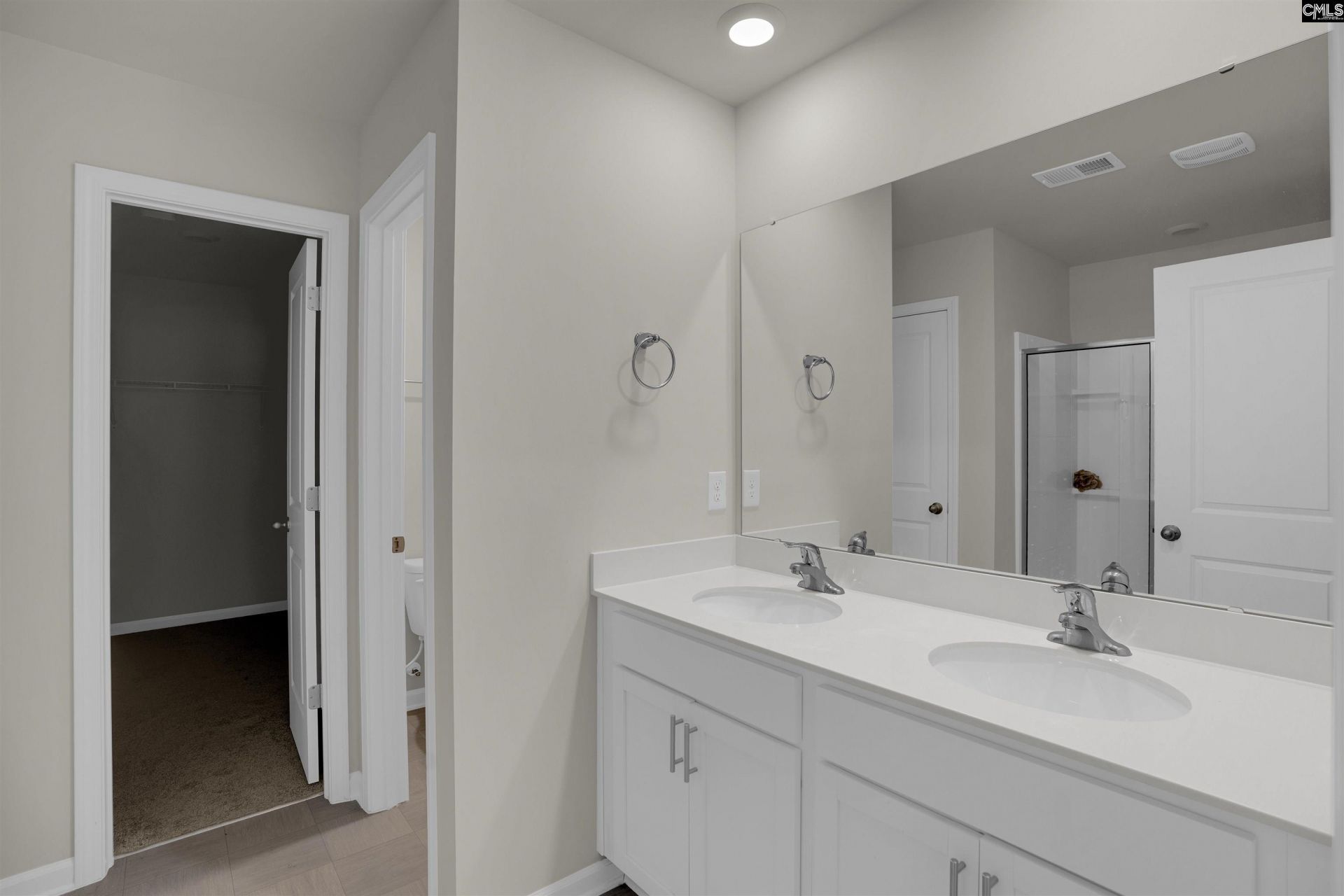 2416 Newberry Landing Circle Photo 31