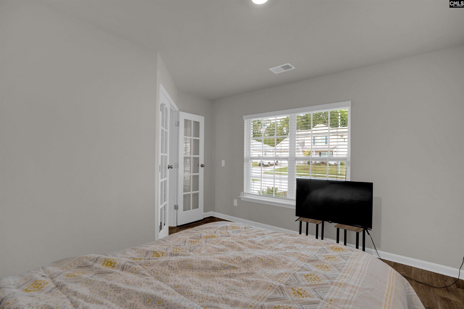 2416 Newberry Landing Circle Photo 7
