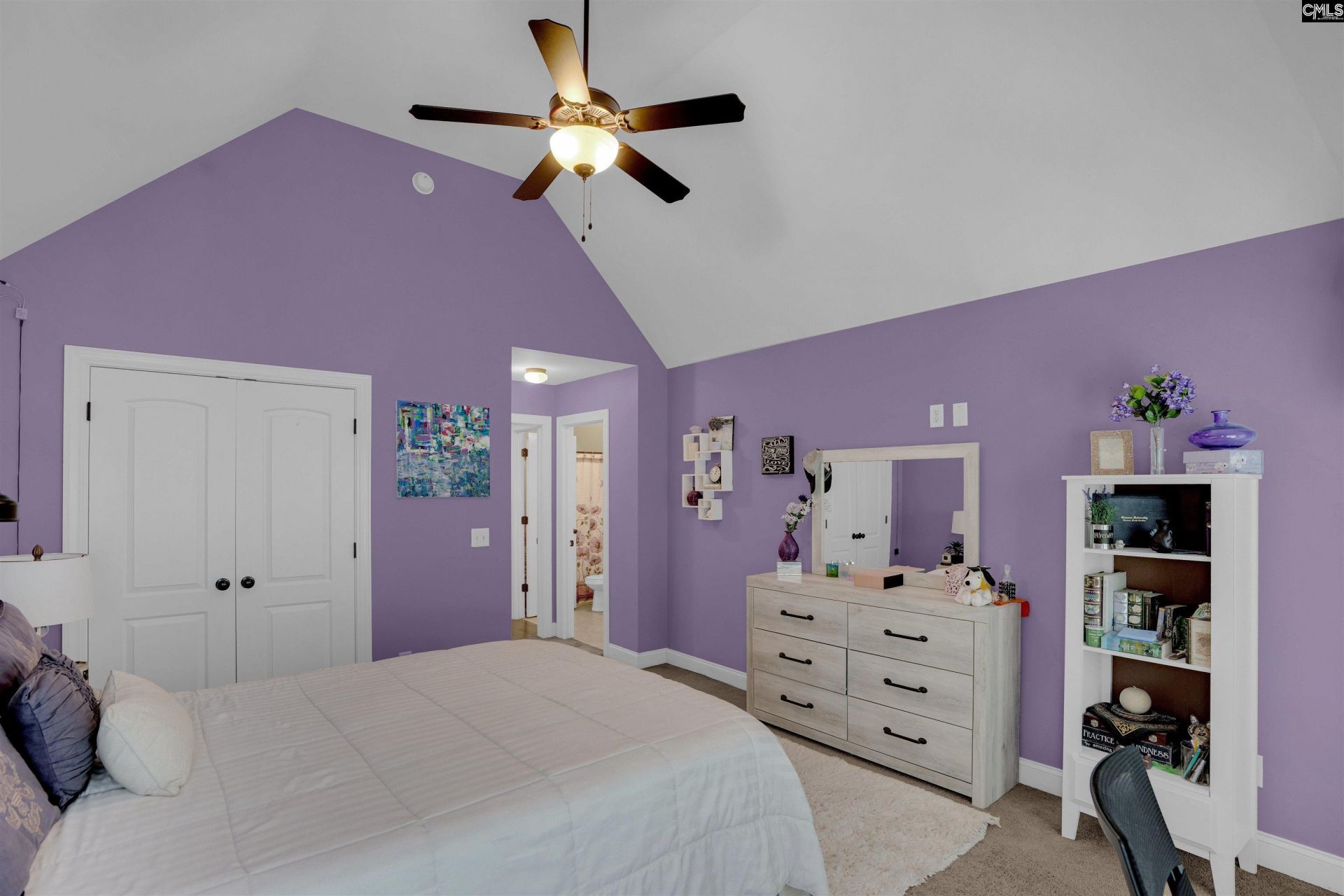 213 Belfry Court Photo 33