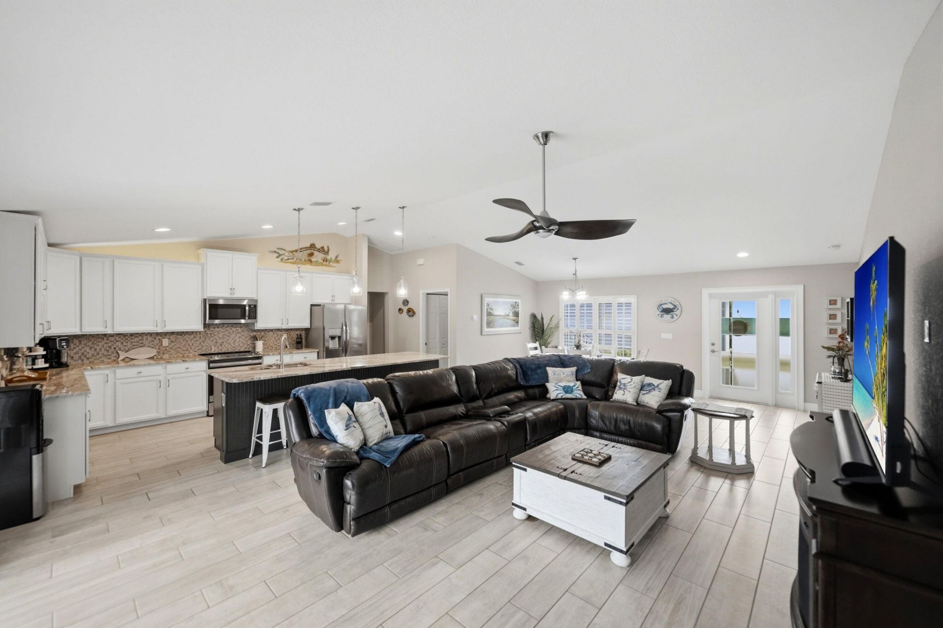 186 NE Dominican Terrace, Port Saint Lucie, FL 34983 Photo