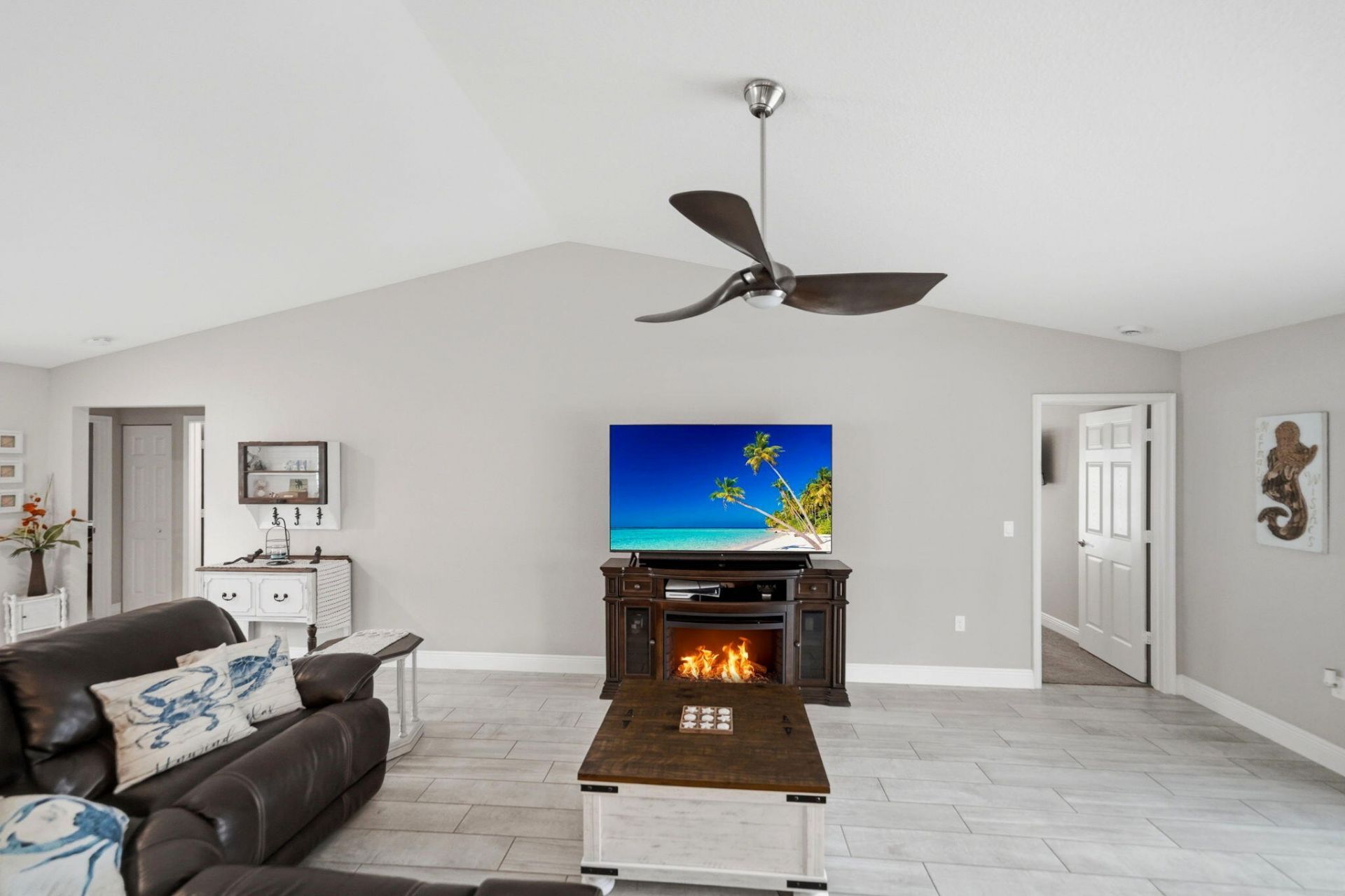 186 NE Dominican Terrace, Port Saint Lucie, FL 34983 Photo