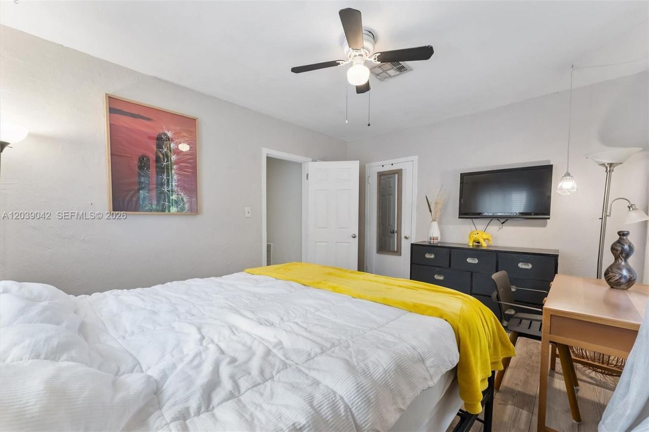 440 NE 1st Ave, Fort Lauderdale, FL 33301 Photo