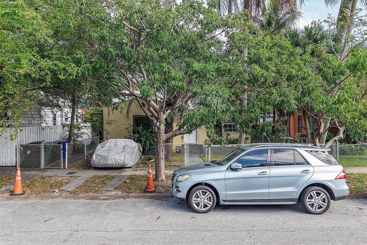 440 NE 1st Ave, Fort Lauderdale, FL 33301 Photo
