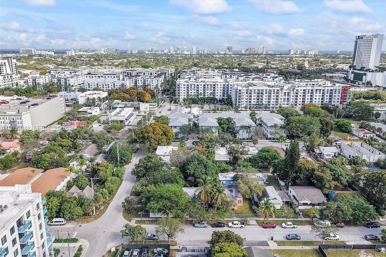 440 NE 1st Ave, Fort Lauderdale, FL 33301 Photo