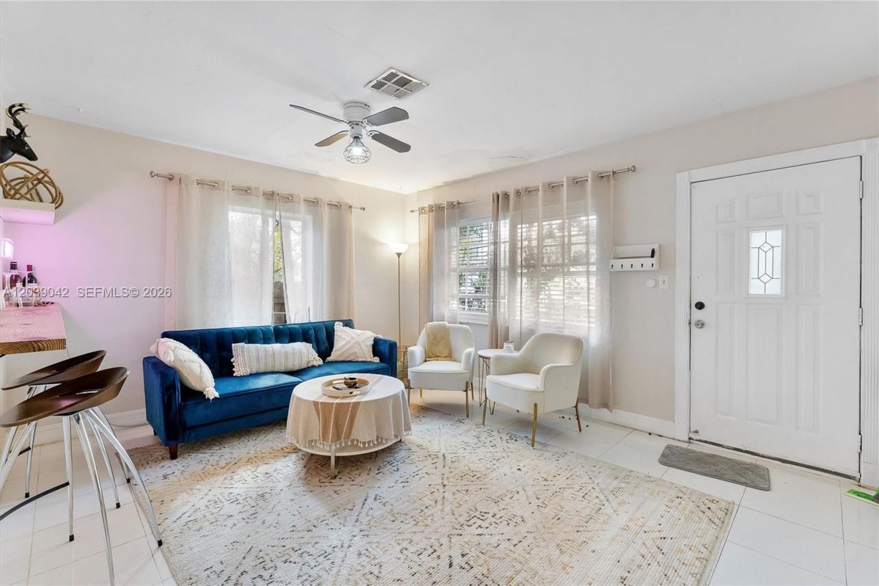 440 NE 1st Ave, Fort Lauderdale, FL 33301 Photo