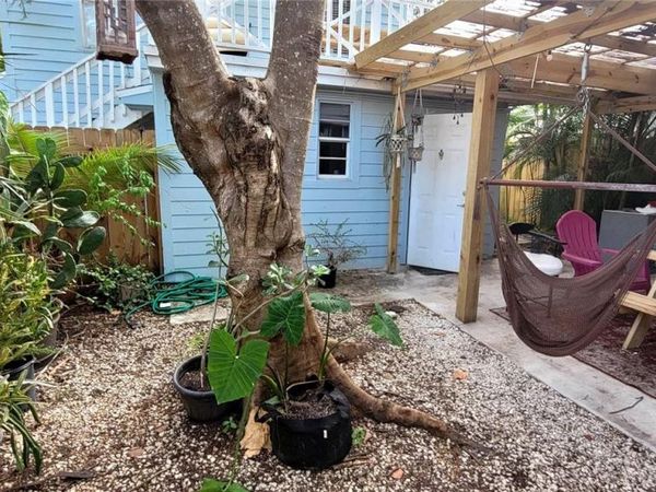 104 NE 5th St , Fort Lauderdale, FL 33301