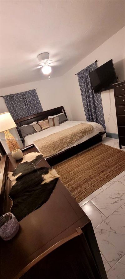 104 NE 5th St, Fort Lauderdale, FL 33301 Photo