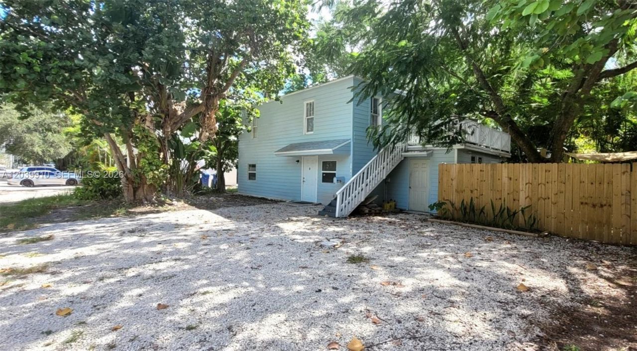 104 NE 5th St, Fort Lauderdale, FL 33301 Photo