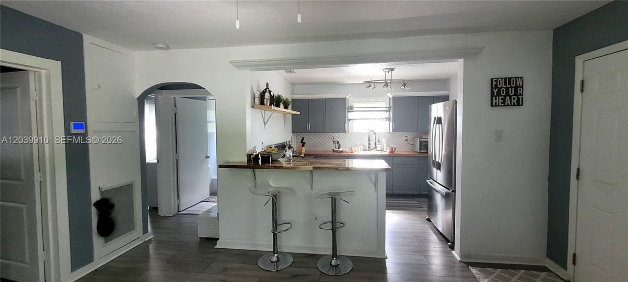 104 NE 5th St, Fort Lauderdale, FL 33301 Photo