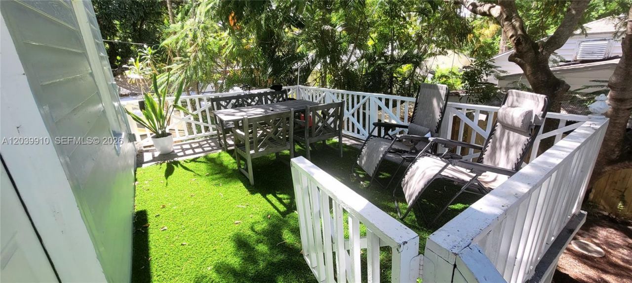104 NE 5th St, Fort Lauderdale, FL 33301 Photo