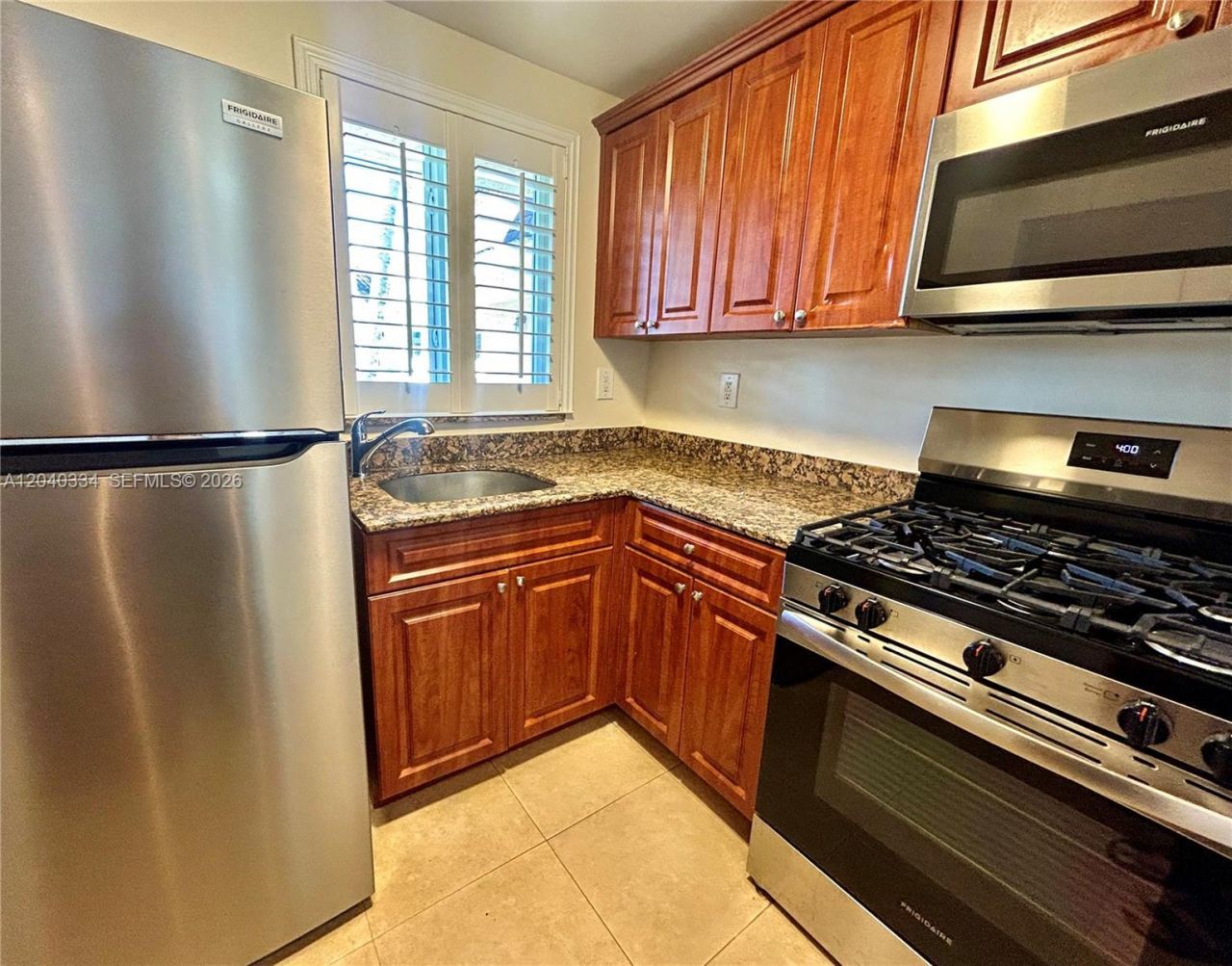 14500 SW 88 Av , Unit 211, Palmetto Bay, FL 33176 Photo