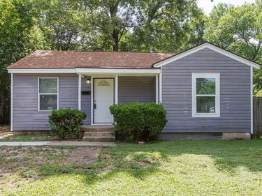 1738 Oak Hill Circle, Dallas, TX 75217