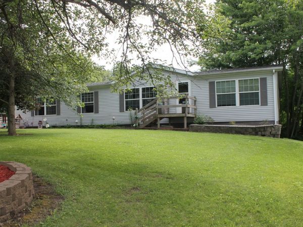 1462 303rd Street, Sherrard, IL 61281
