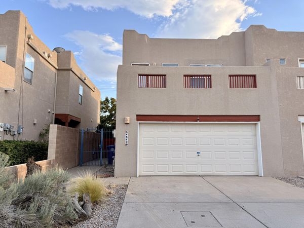 4840 Sun Cove Road NE, Albuquerque, NM 87110