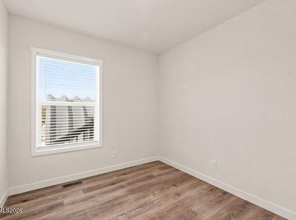 5425 Flora Way, Sun Valley, NV 89433 Photo