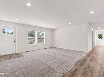 5425 Flora Way, Sun Valley, NV 89433 Photo