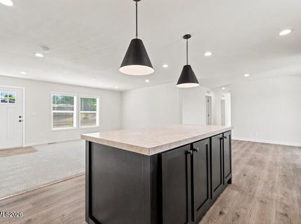 5425 Flora Way, Sun Valley, NV 89433 Photo