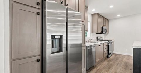 5425 Flora Way, Sun Valley, NV 89433 Photo