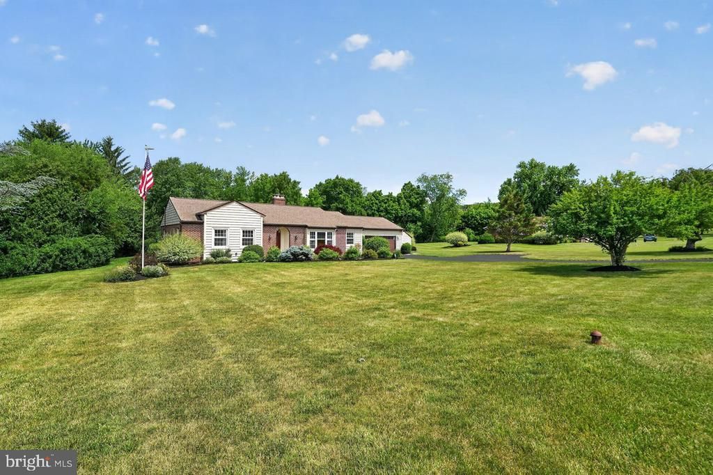 279 CARRIE LANE, HARLEYSVILLE, PA 19438