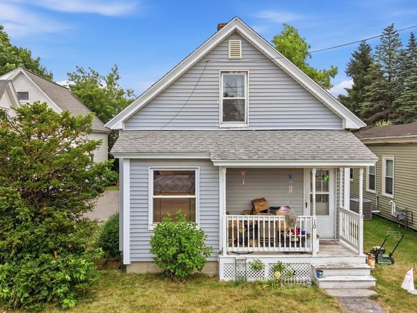 10 Birch Street, Derry, NH 03038