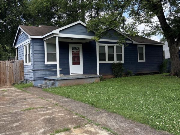 1011 Parklane Street NW, Huntsville, AL 35816