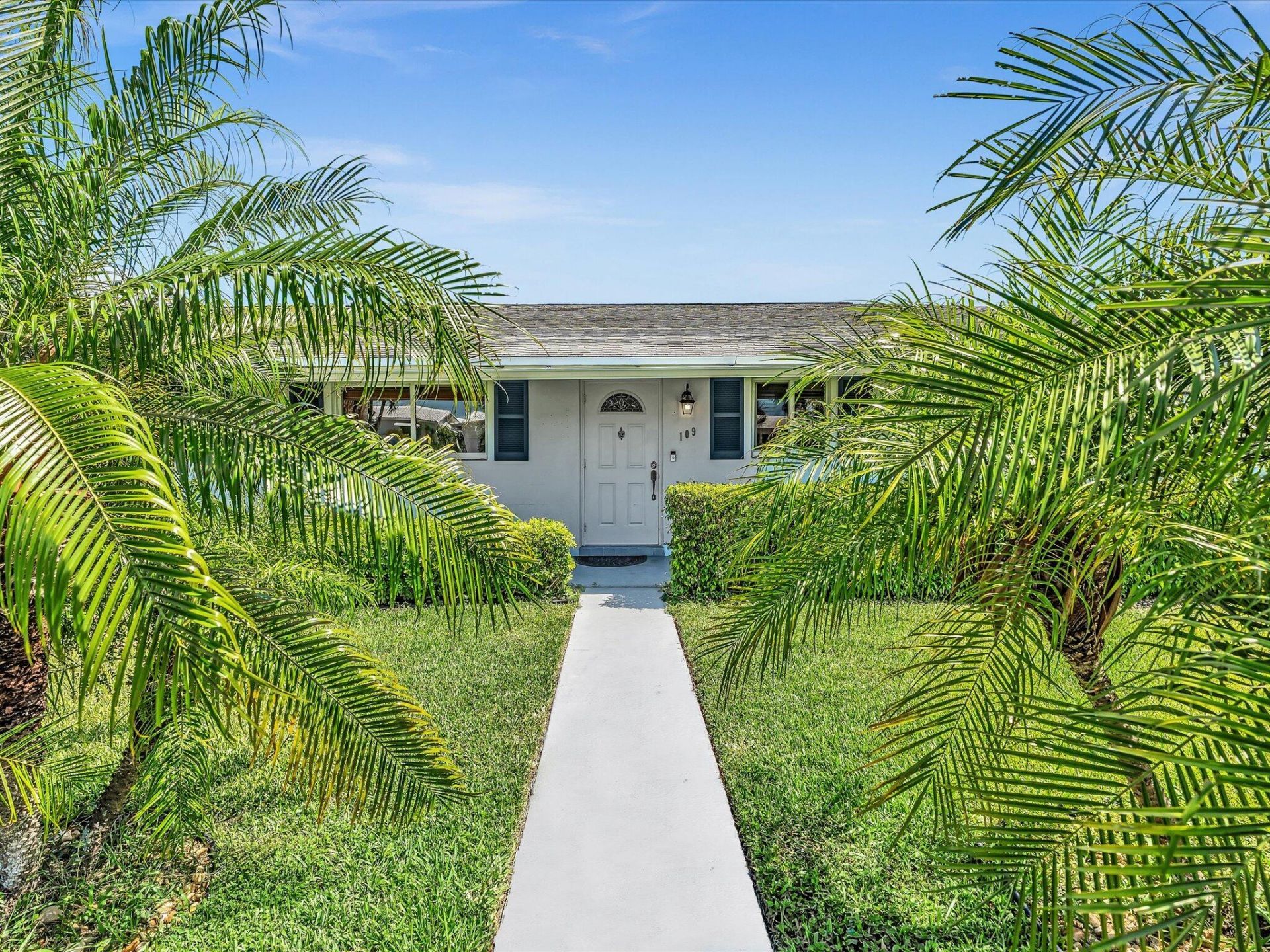 2017 SW Golf Lane, Unit 109, Boynton Beach, FL 33426 Photo