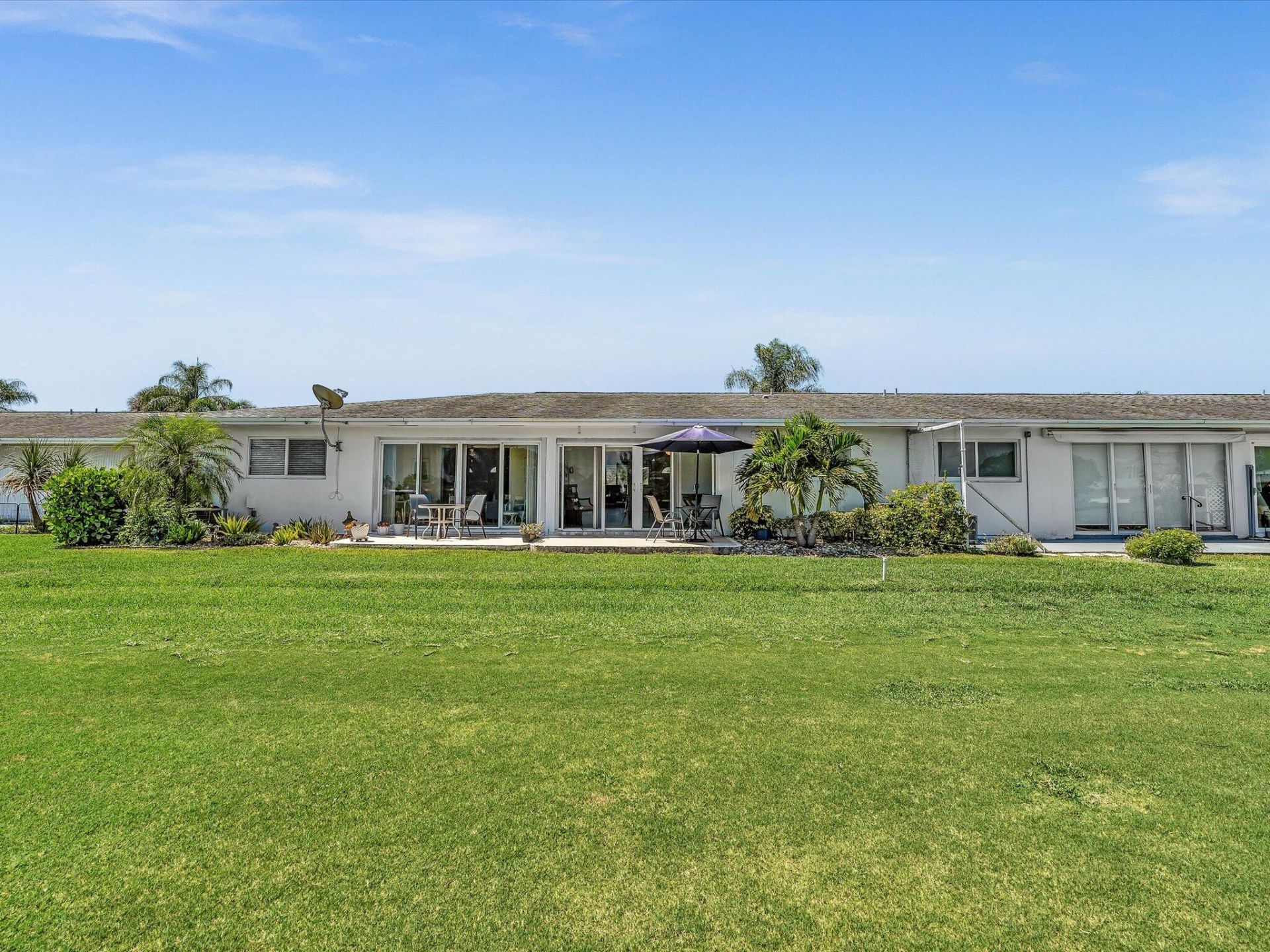 2017 SW Golf Lane, Unit 109, Boynton Beach, FL 33426 Photo
