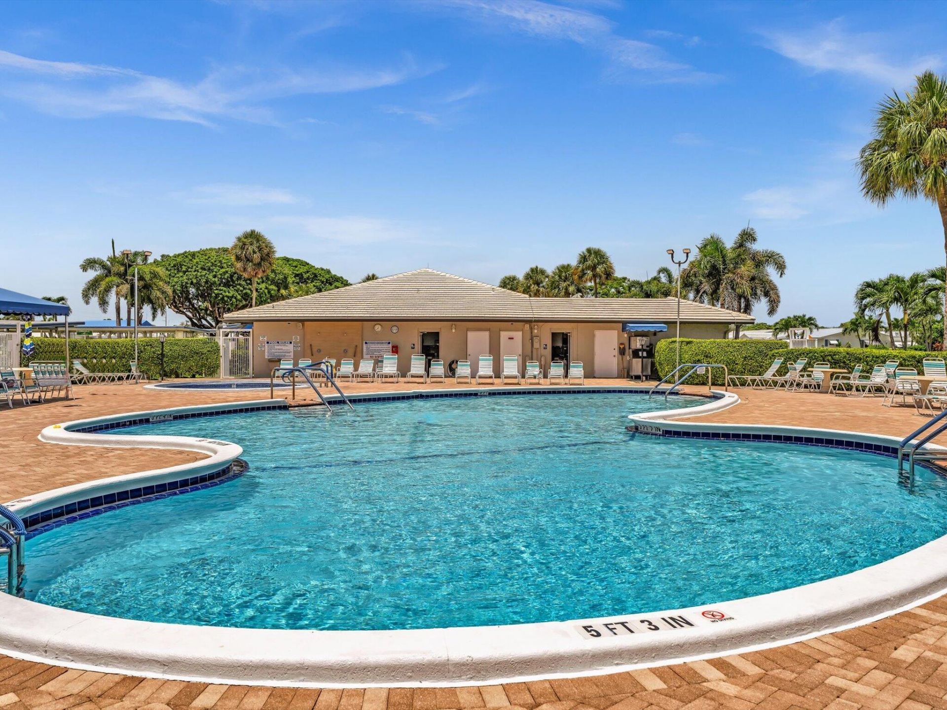 2017 SW Golf Lane, Unit 109, Boynton Beach, FL 33426 Photo