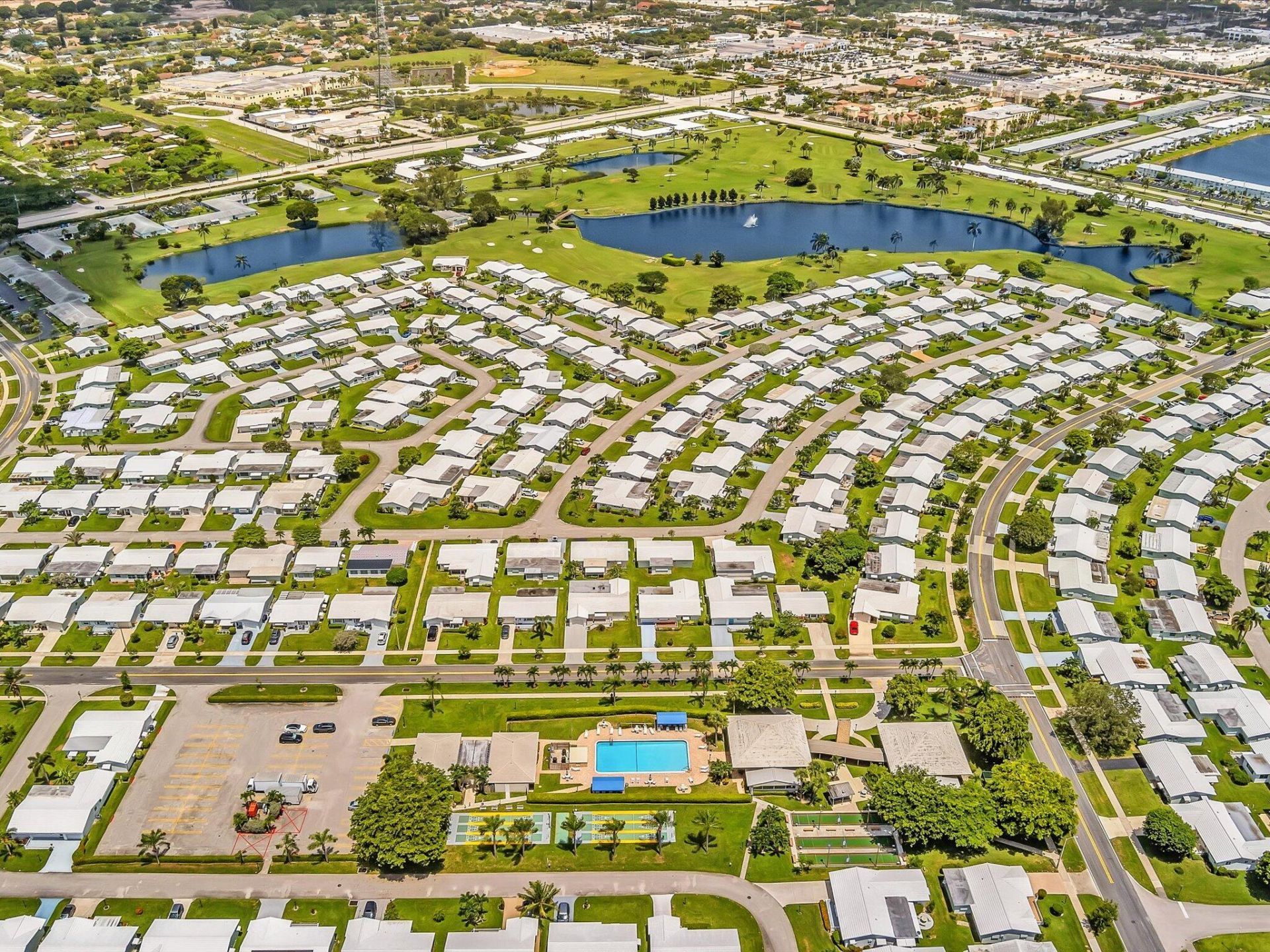2017 SW Golf Lane, Unit 109, Boynton Beach, FL 33426 Photo