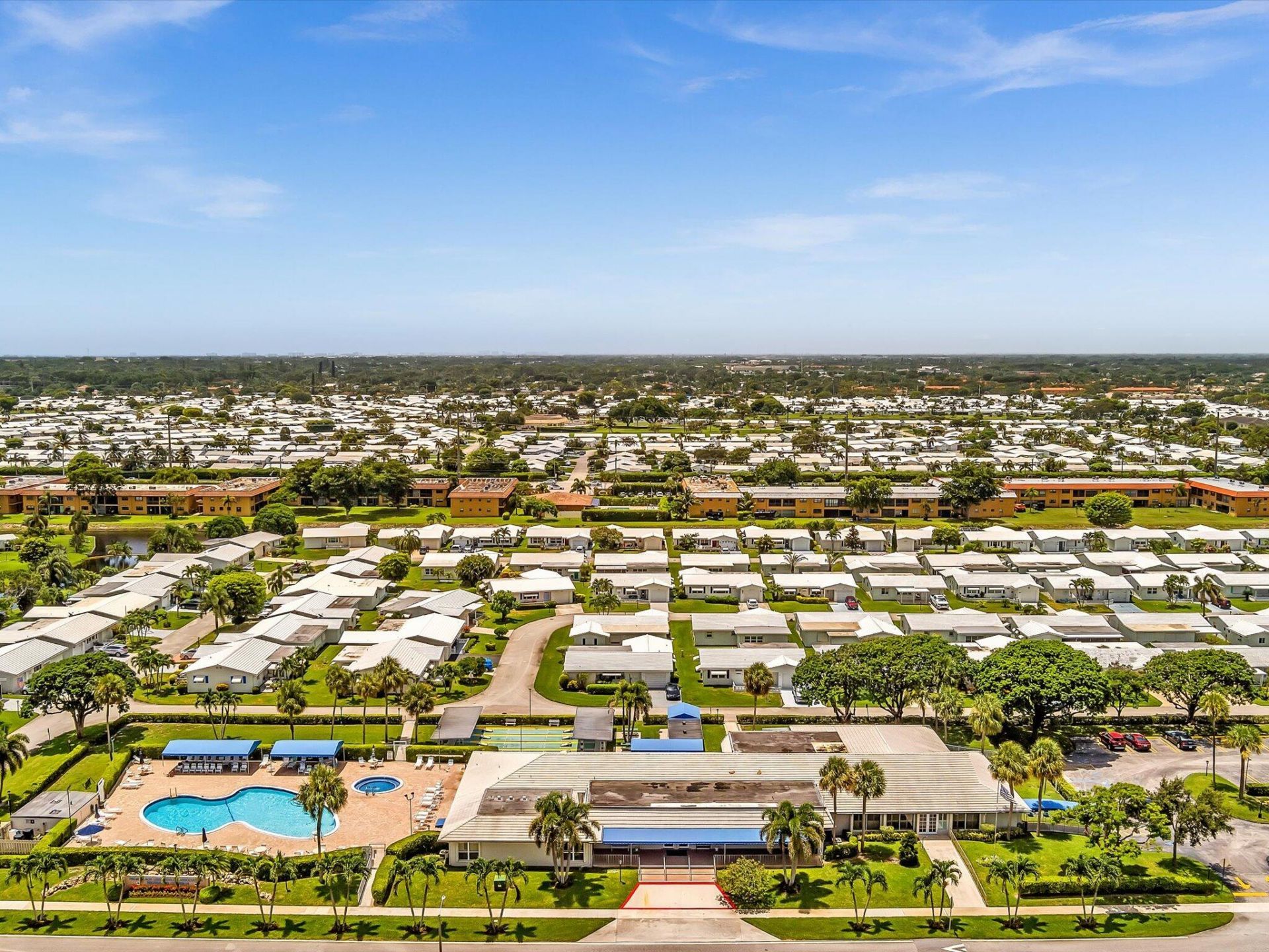 2017 SW Golf Lane, Unit 109, Boynton Beach, FL 33426 Photo