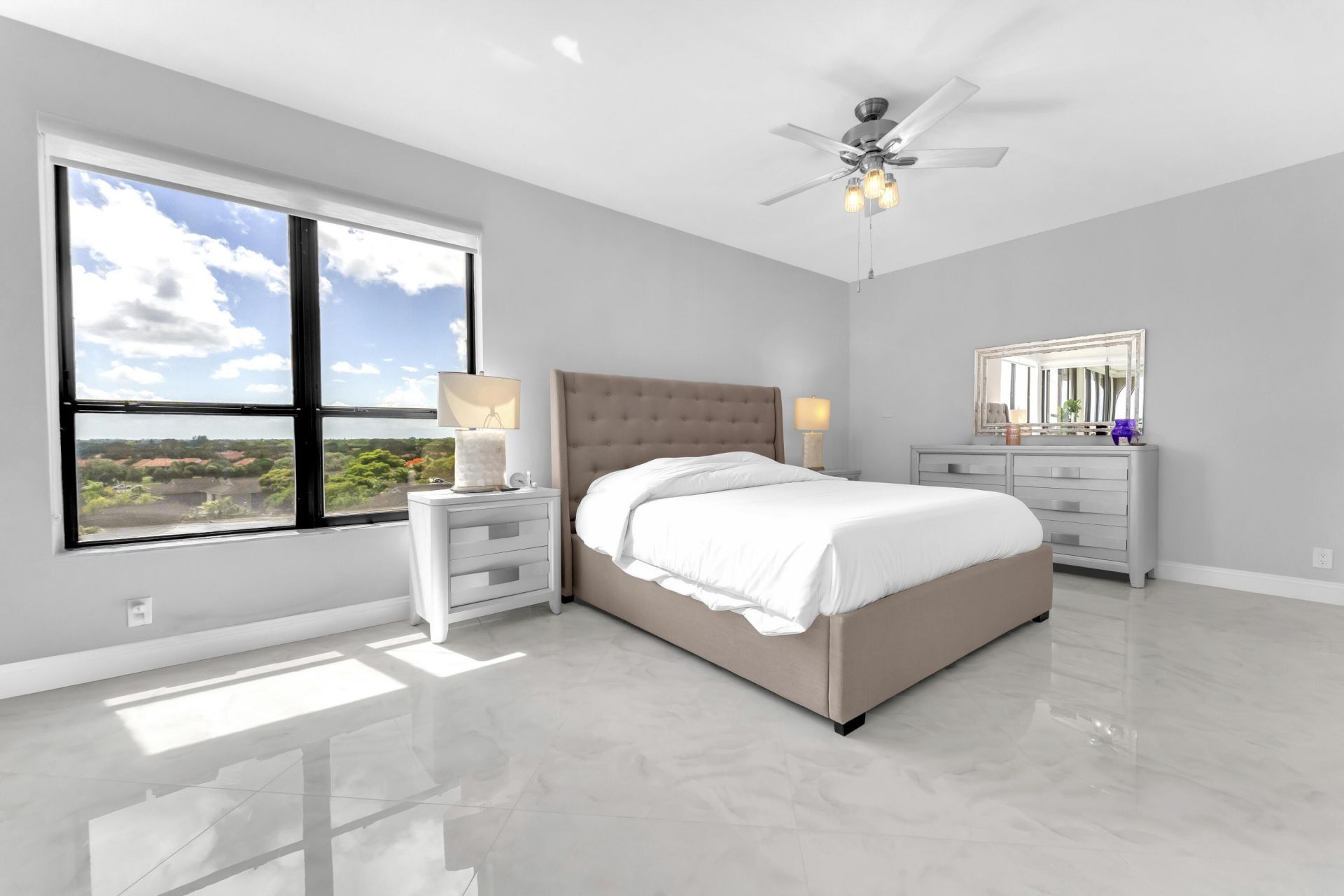 7578 Regency Lake Drive, Unit 802, Boca Raton, FL 33433 Photo